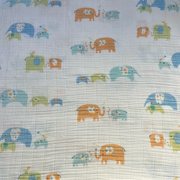 Angel Dear - Elephant Print Baby Blanket - White, Blue, Orange. Bamboo - Picture 3 of 3